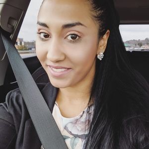 Meet your Posher, Kayla